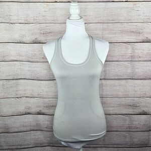 Lululemon Swiftly Tech Racerback
Tank 2.0